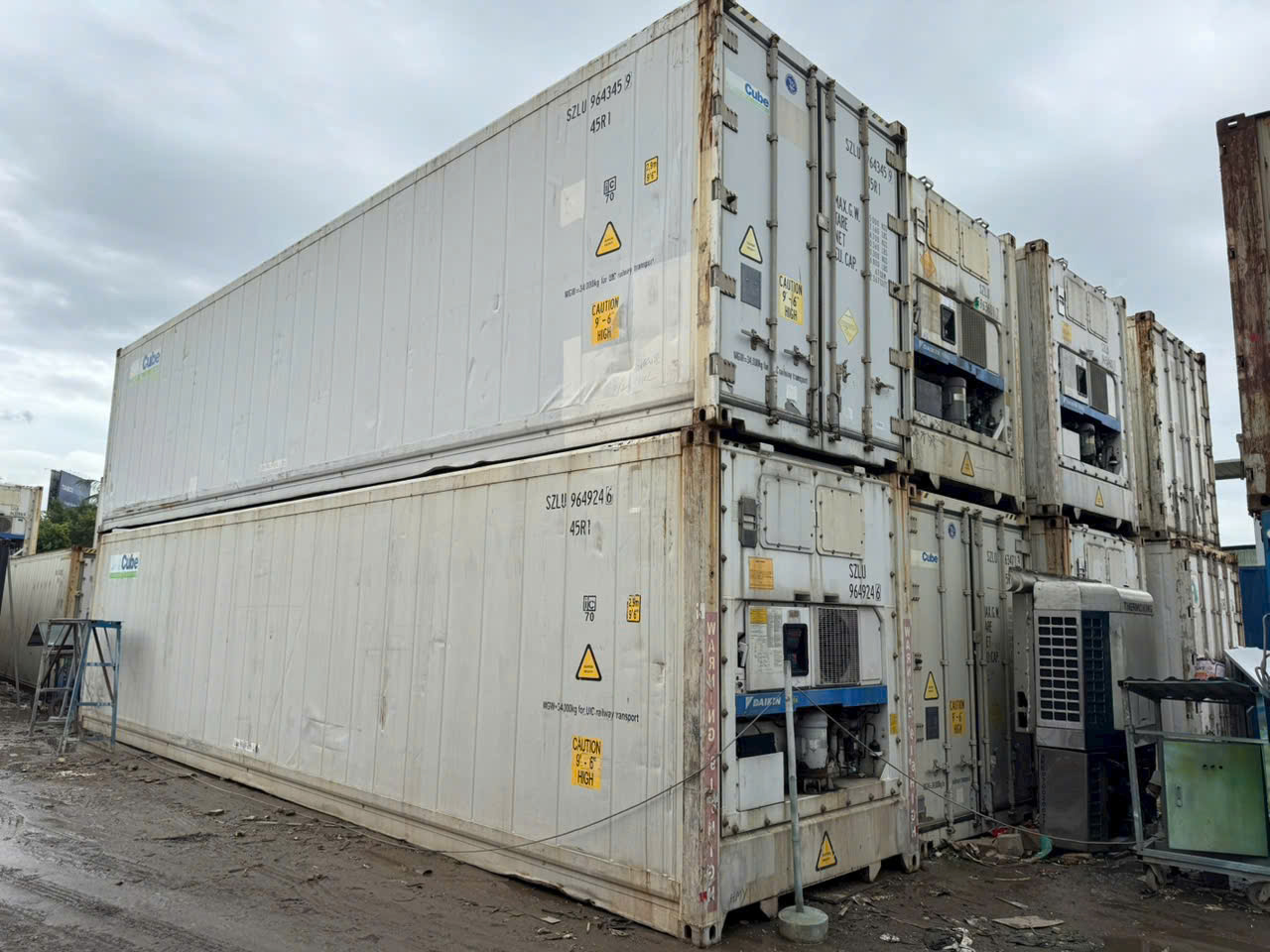 giá container lạnh cũ