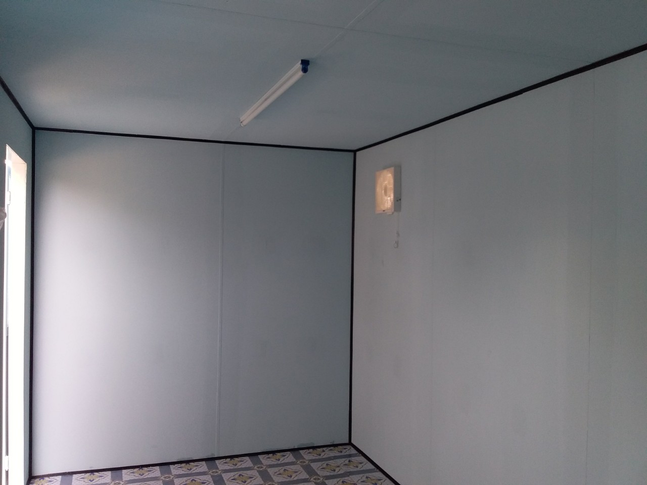 thuê container làm phòng bảo vệ