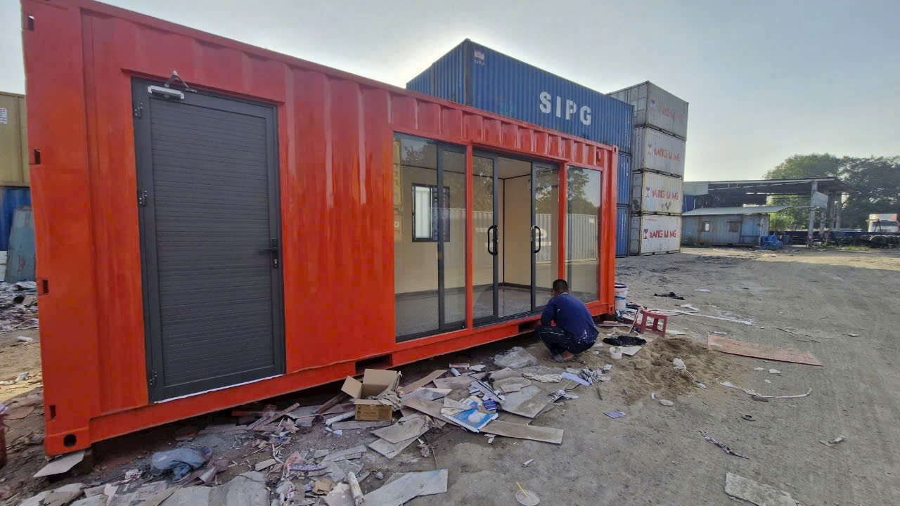 thuê container làm nhà điều hành công trình